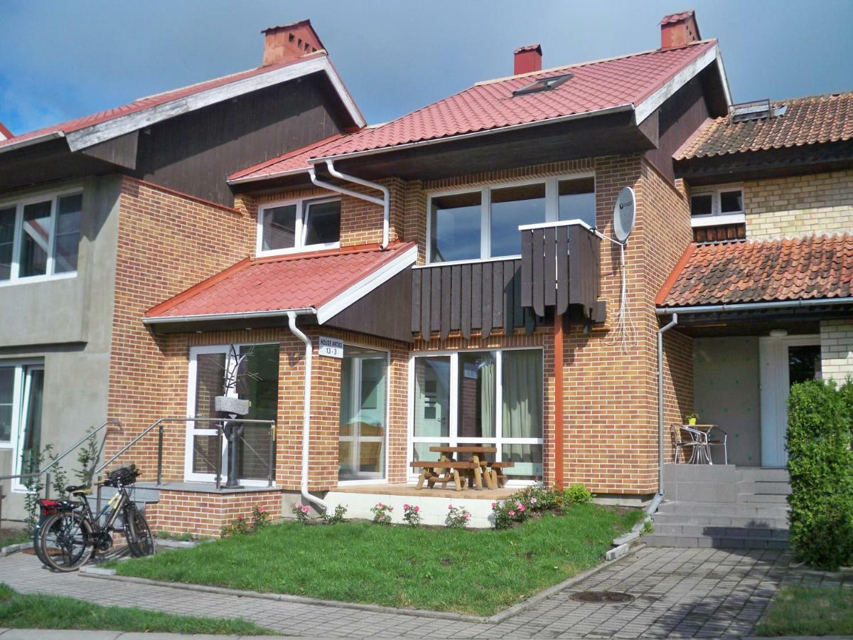Отель Haus Artas Нида Экстерьер фото